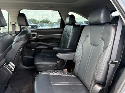 Used 2022 Kia Sorento SX image 13