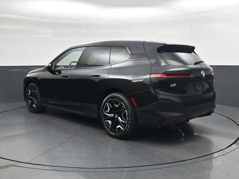 Used 2024 BMW iX xDrive50 AWD/4WD image 6