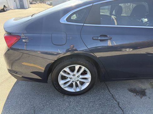 Used 2016 Chevrolet Malibu LT FWD image 5