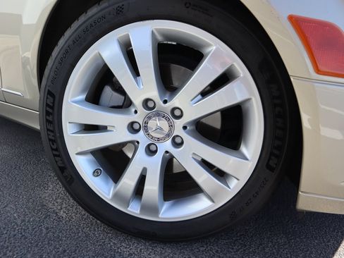 Used 2011 Mercedes-Benz C 300 Sedan image 16