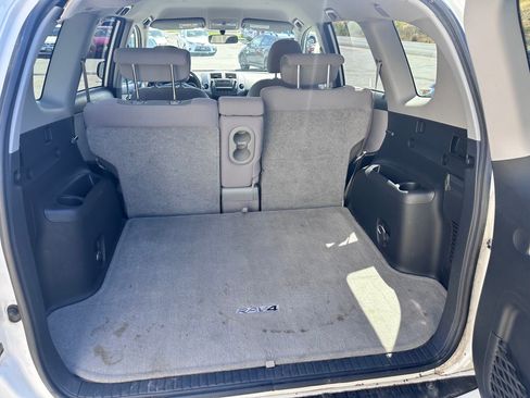 Used 2008 Toyota RAV4 4WD image 8