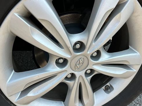 Used 2013 Hyundai Tucson GLS FWD image 32
