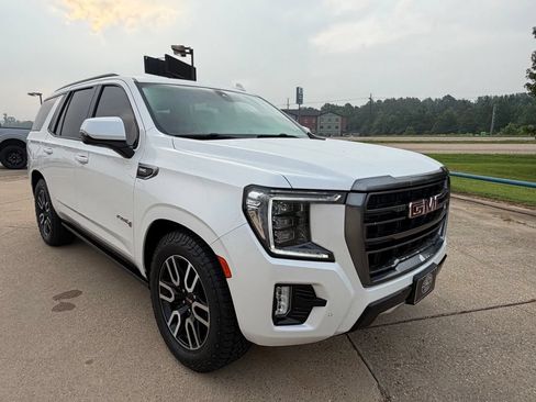 Used 2021 GMC Yukon AT4 w/ AT4 Premium Plus Package AWD/4WD image 8