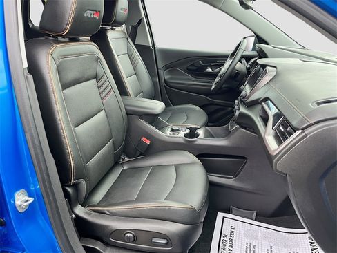 Used 2024 GMC Terrain AT4 w/ Infotainment Package II image 28