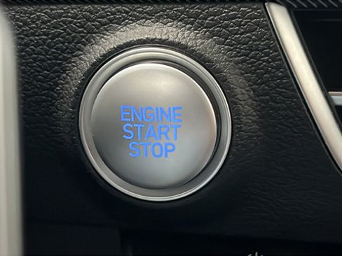Used 2025 Hyundai Sonata SEL FWD image 22