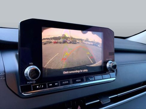Used 2023 Mitsubishi Outlander ES FWD image 54