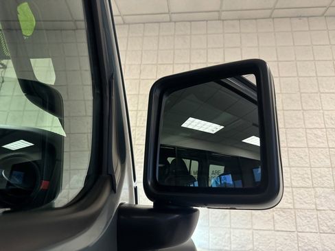 Used 2024 Jeep Wrangler Unlimited Rubicon w/ Convenience Group image 27