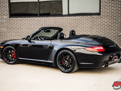 Used 2009 Porsche 911 Carrera S RWD image 3