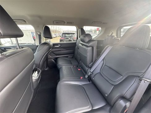 New 2026 Nissan Armada SV image 21