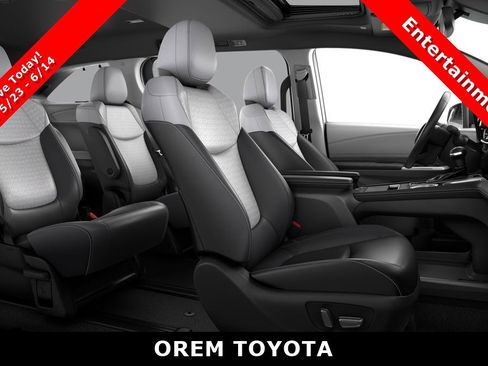 New 2026 Toyota Sienna XSE FWD image 20