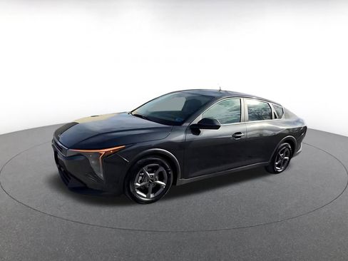 Used 2025 Kia K4 LXS image 8