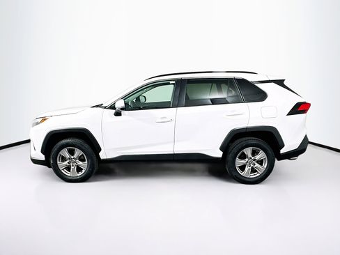Used 2023 Toyota RAV4 XLE image 4