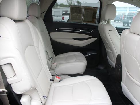 Used 2023 Buick Enclave Essence FWD image 31
