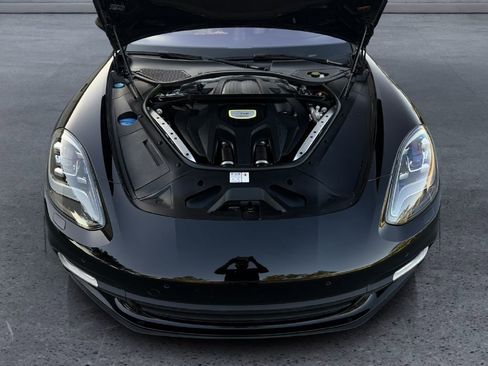 Used 2018 Porsche Panamera 4 image 28
