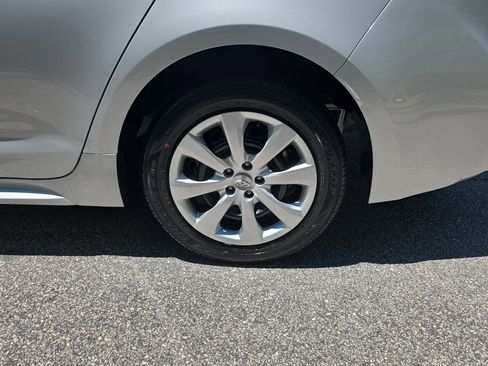 New 2026 Toyota Corolla LE FWD image 30