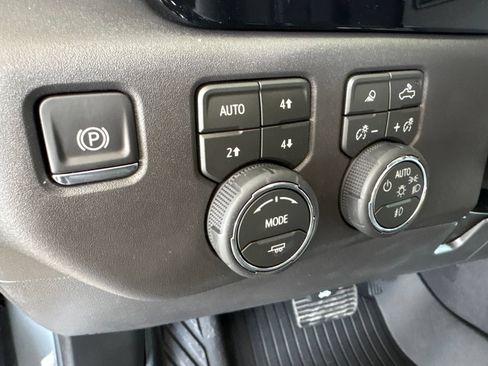 New 2026 Chevrolet Silverado 1500 LT Trail Boss w/ LT Trail Boss Premium Package AWD/4WD image 13