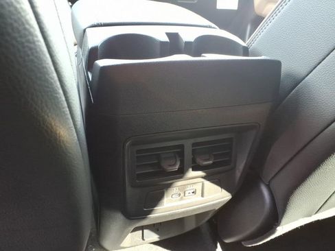 New 2026 GMC Canyon Denali image 7