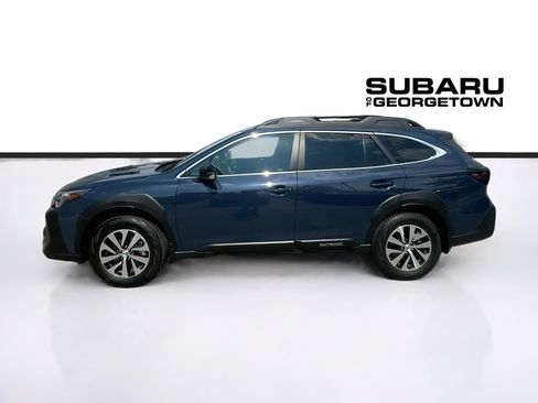 Certified 2025 Subaru Outback Premium w/ Popular Package #1 AWD/4WD image 4