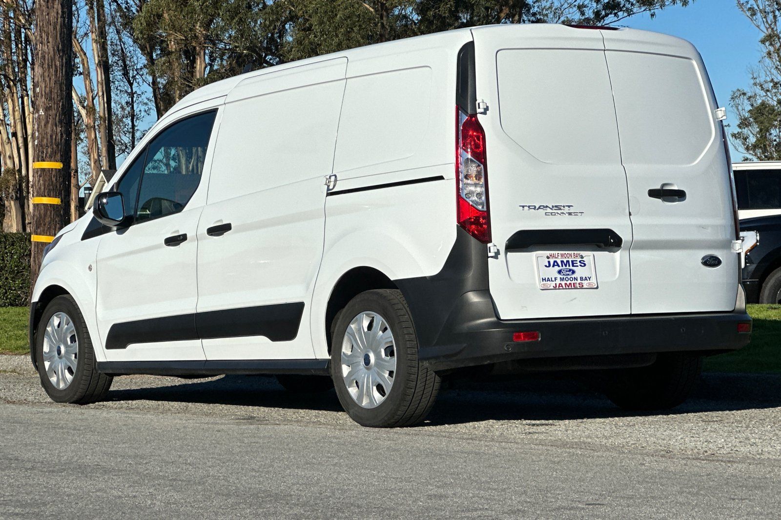 Used 2023 Ford Transit Connect XL FWD image 3