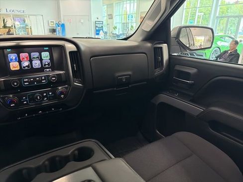 Used 2017 Chevrolet Silverado 1500 LT w/ All Star Edition AWD/4WD image 26