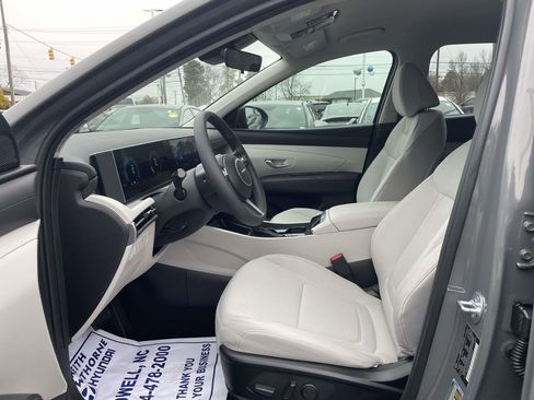 New 2026 Hyundai Tucson SEL image 16