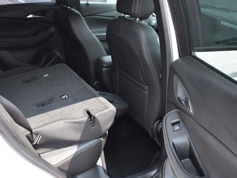 Used 2024 Buick Encore GX Preferred FWD image 14