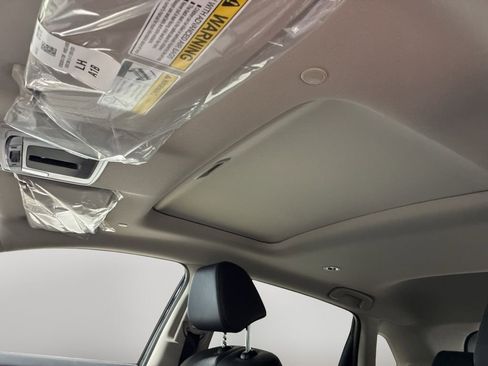 New 2026 Honda HR-V EX-L image 20