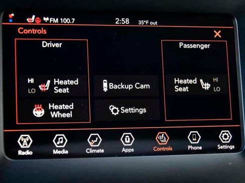 Used 2020 Jeep Cherokee Latitude w/ Cold Weather Group image 21