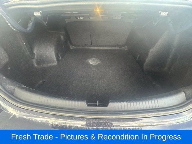 Used 2025 Chevrolet Malibu LT FWD image 18