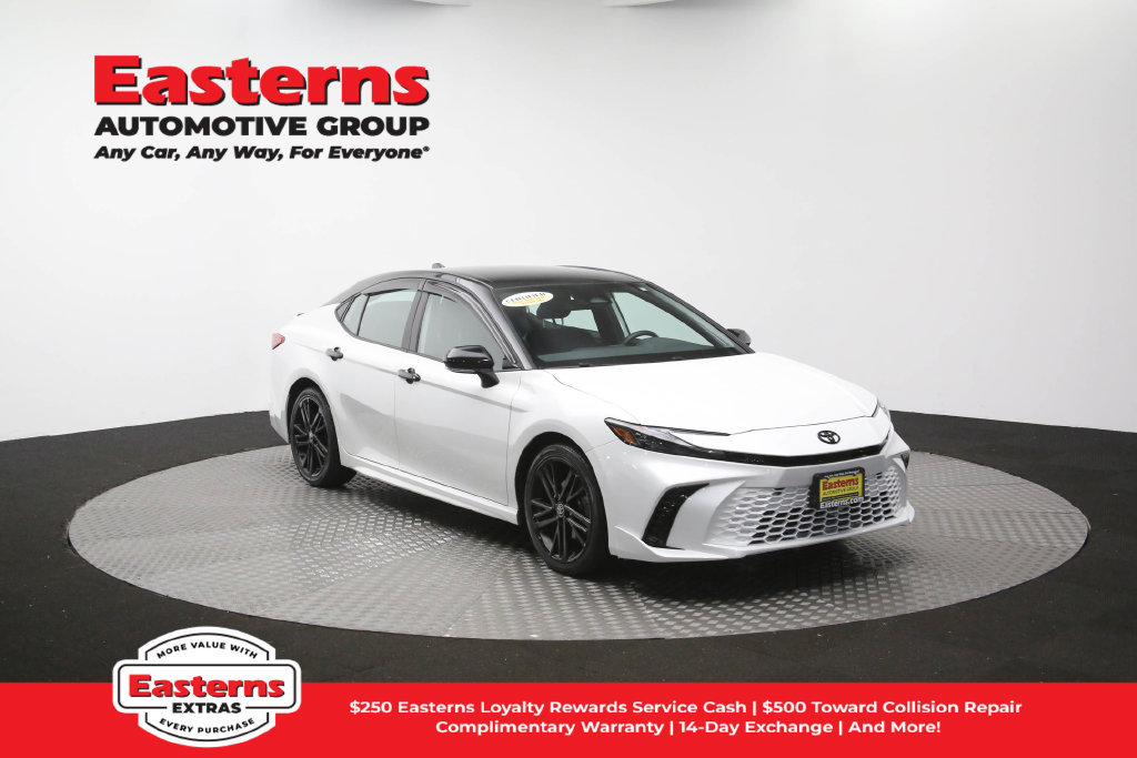 Used 2025 Toyota Camry XSE AWD/4WD image 46