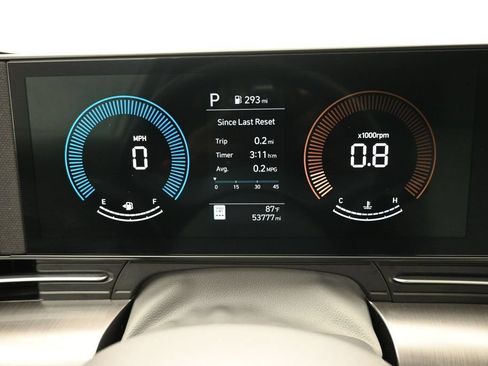 Used 2025 Hyundai Kona SEL FWD image 13