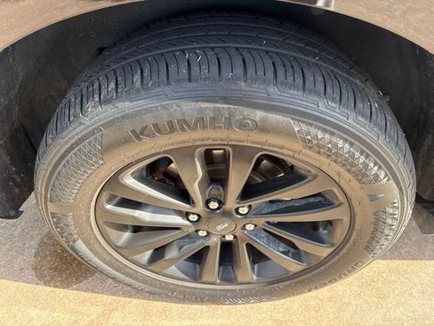 Used 2019 Ford Expedition Max Limited RWD image 37