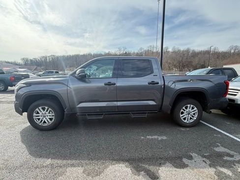 Used 2023 Toyota Tundra SR5 w/ SR5 Convenience Package image 4