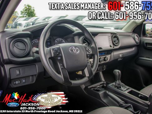 Used 2023 Toyota Tacoma SR AWD/4WD image 8