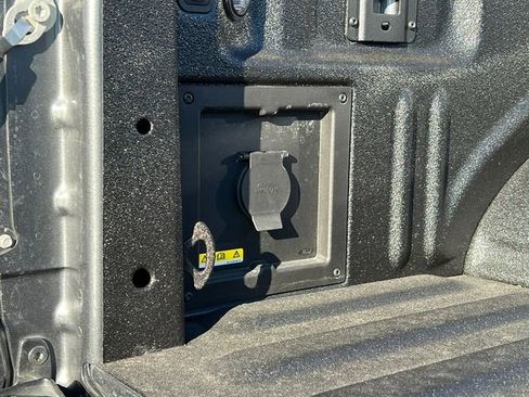 New 2026 Ford F150 XLT w/ Equipment Group 302A MID image 9