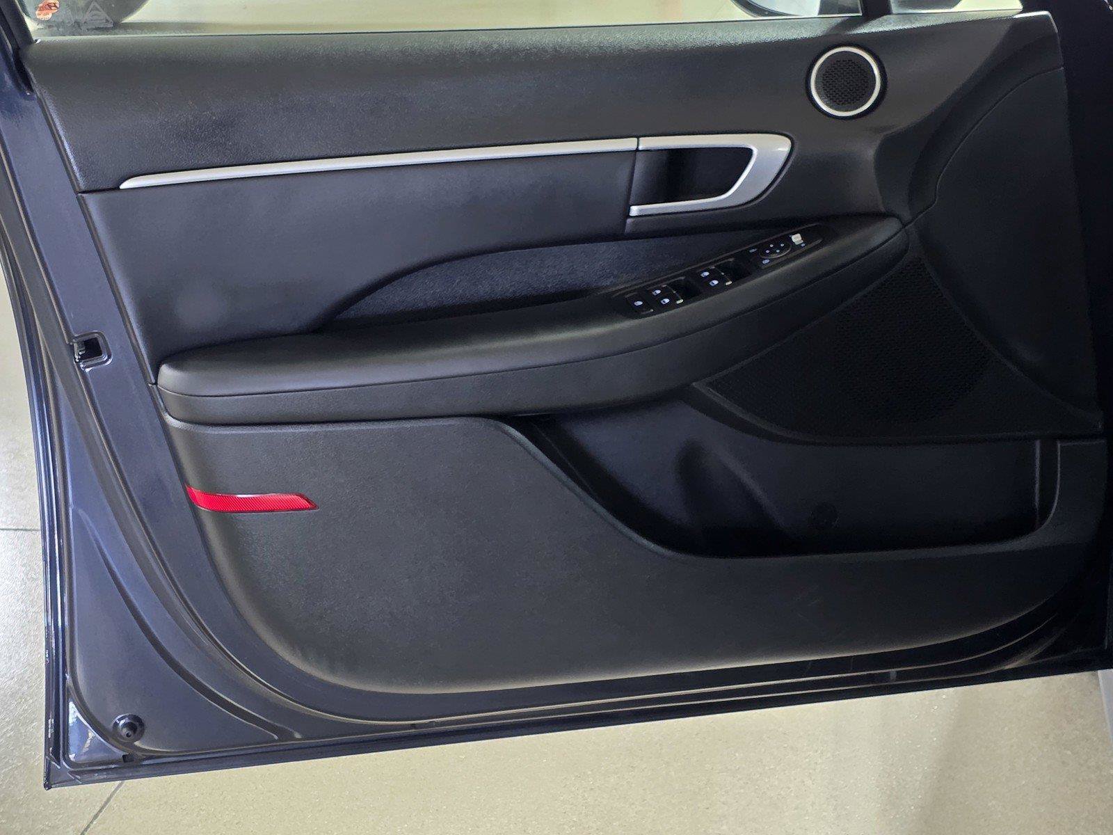 Used 2021 Hyundai Sonata Blue FWD image 20