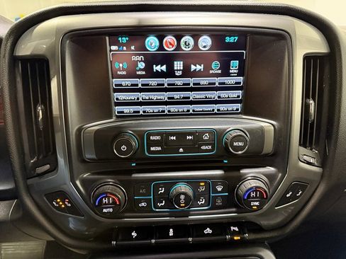 Used 2018 Chevrolet Silverado 1500 LT w/ All Star Edition image 15