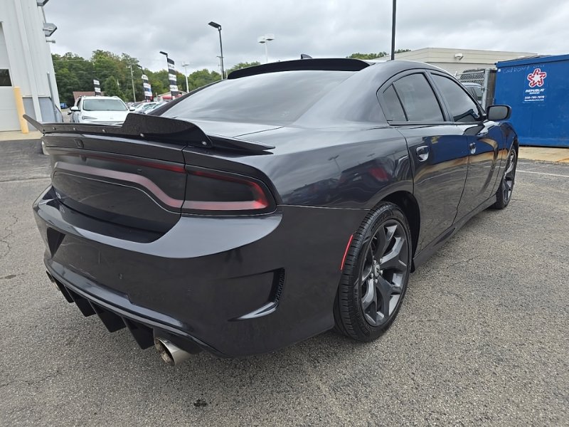 Used 2019 Dodge Charger R/T RWD image 8
