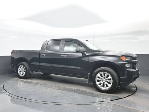 Used 2021 Chevrolet Silverado 1500 Custom w/ LPO, Dark Essentials Package AWD/4WD image 8