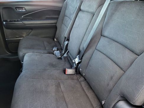 Used 2022 Honda Pilot Sport image 12