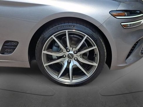 Used 2023 Genesis G70 2.0T RWD image 10