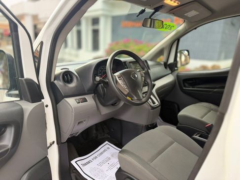 Used 2021 Nissan NV200 S w/ Back Door Glass Package FWD image 21
