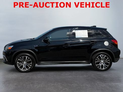Used 2018 Mitsubishi Outlander Sport SE FWD image 6