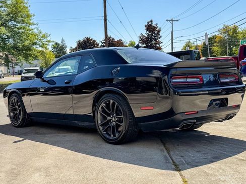 Used 2021 Dodge Challenger R/T Scat Pack w/ Driver Convenience Group image 5