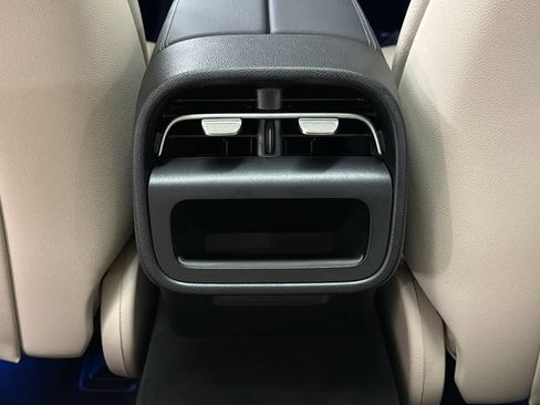 New 2026 Mercedes-Benz E 350 4MATIC Sedan image 29