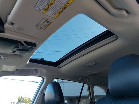 Certified 2024 Subaru Outback Touring AWD/4WD image 29