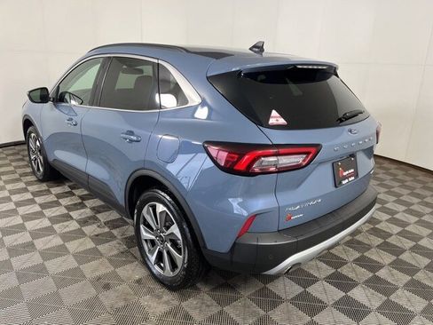 Certified 2025 Ford Escape Platinum image 5