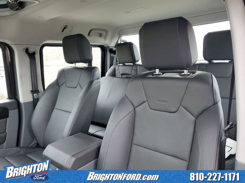 Used 2025 INEOS Grenadier Fieldmaster Edition image 10