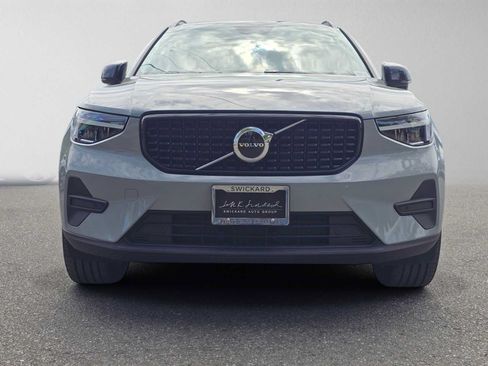 Used 2026 Volvo XC40 B5 Core w/ Climate Package AWD/4WD image 8