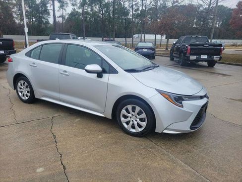 Certified 2024 Toyota Corolla LE image 10